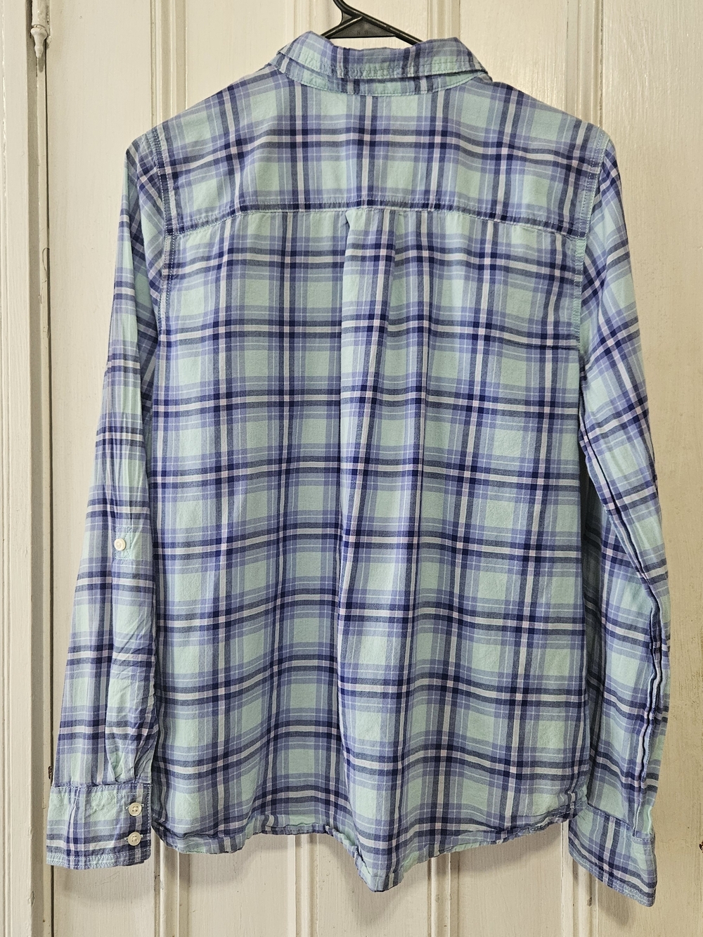 St. John's Bay Light Blue Navy Plaid Button-Down Lightweight Cotton Shirt Large - Picture 9 of 11